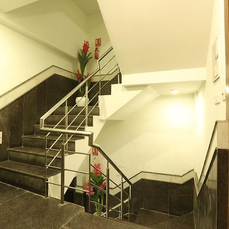 Hotel Qualia Suites New Delhi Eksteriør billede