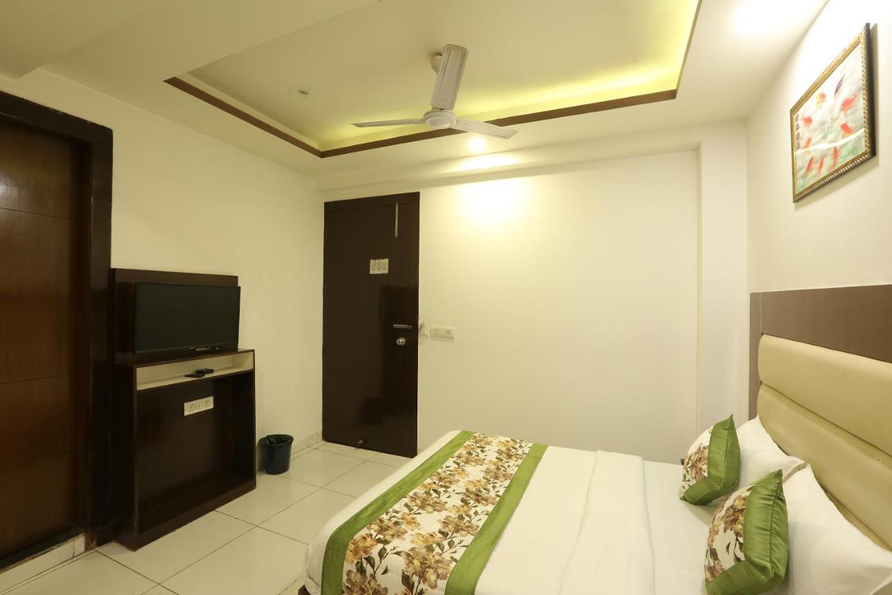 Hotel Qualia Suites New Delhi Eksteriør billede