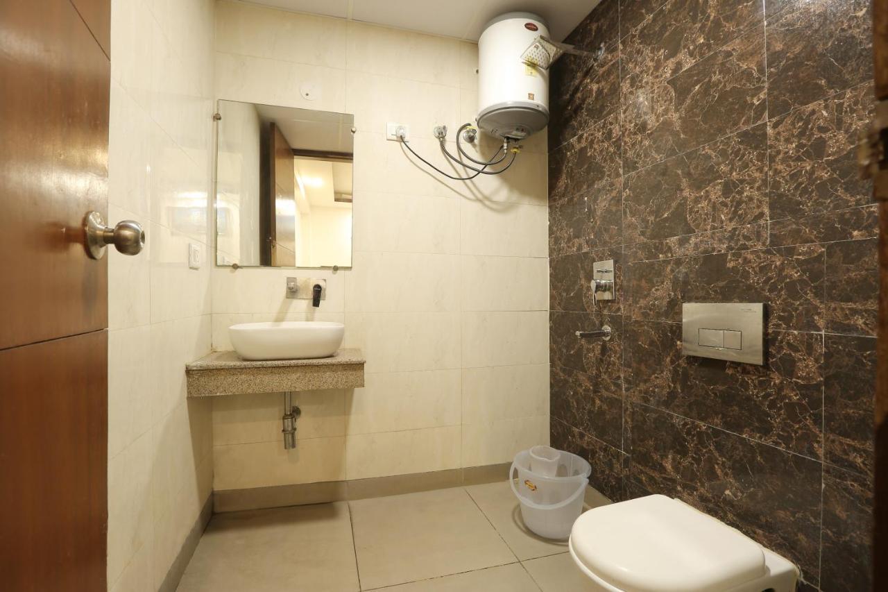 Hotel Qualia Suites New Delhi Eksteriør billede
