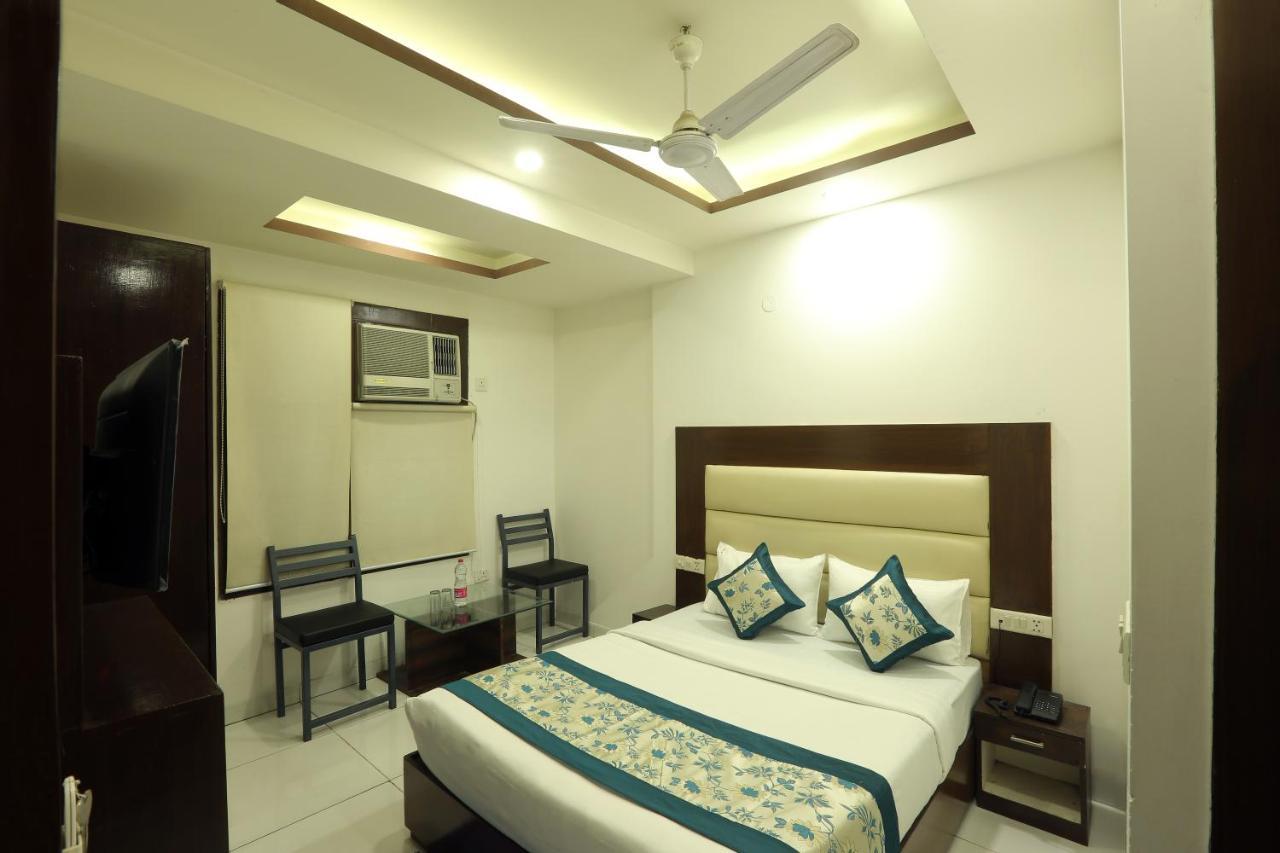 Hotel Qualia Suites New Delhi Eksteriør billede