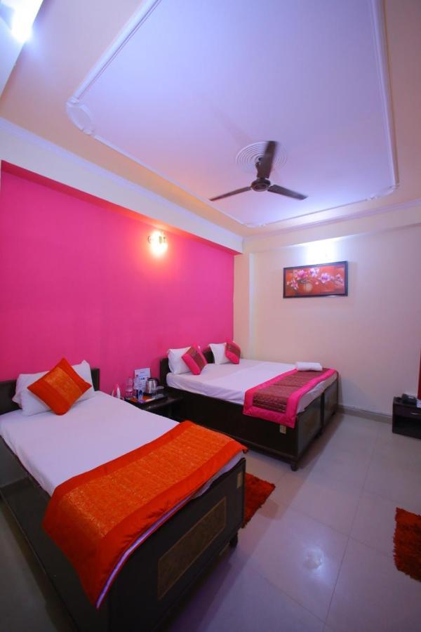 Hotel Qualia Suites New Delhi Eksteriør billede